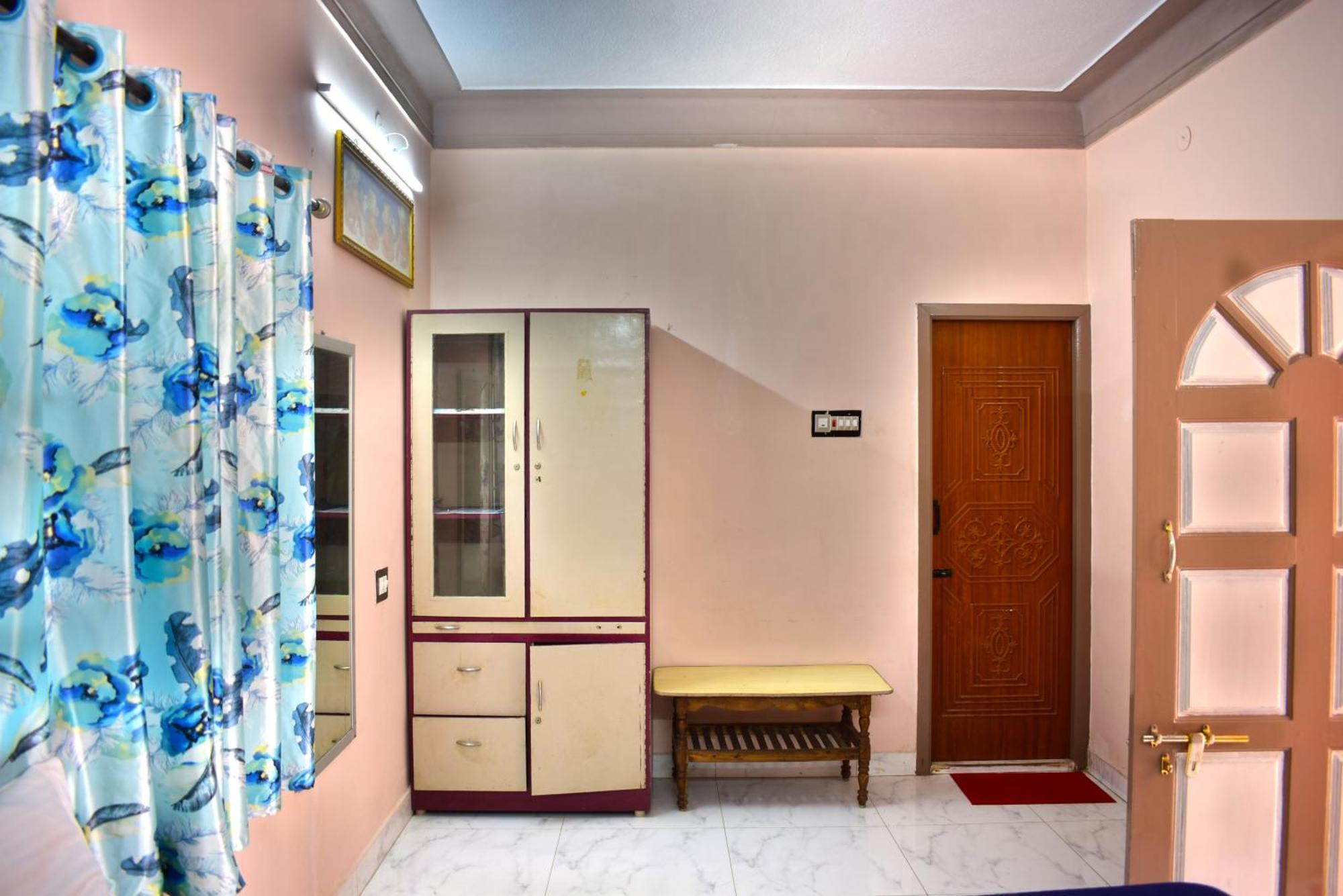 Jains Royal Palace Resorts Yelagiri Exteriör bild